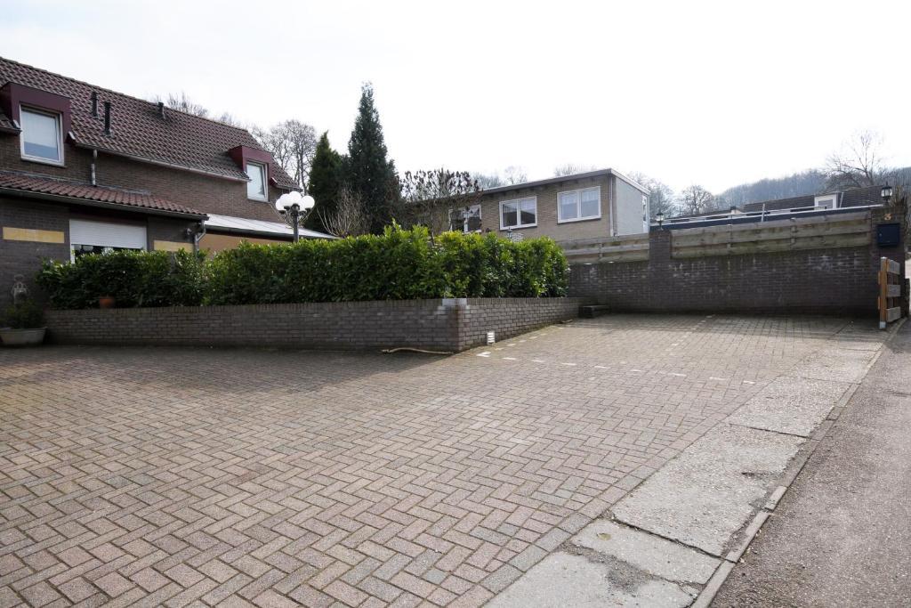 Pension Auberge De Dael Valkenburg aan de Geul Екстериор снимка